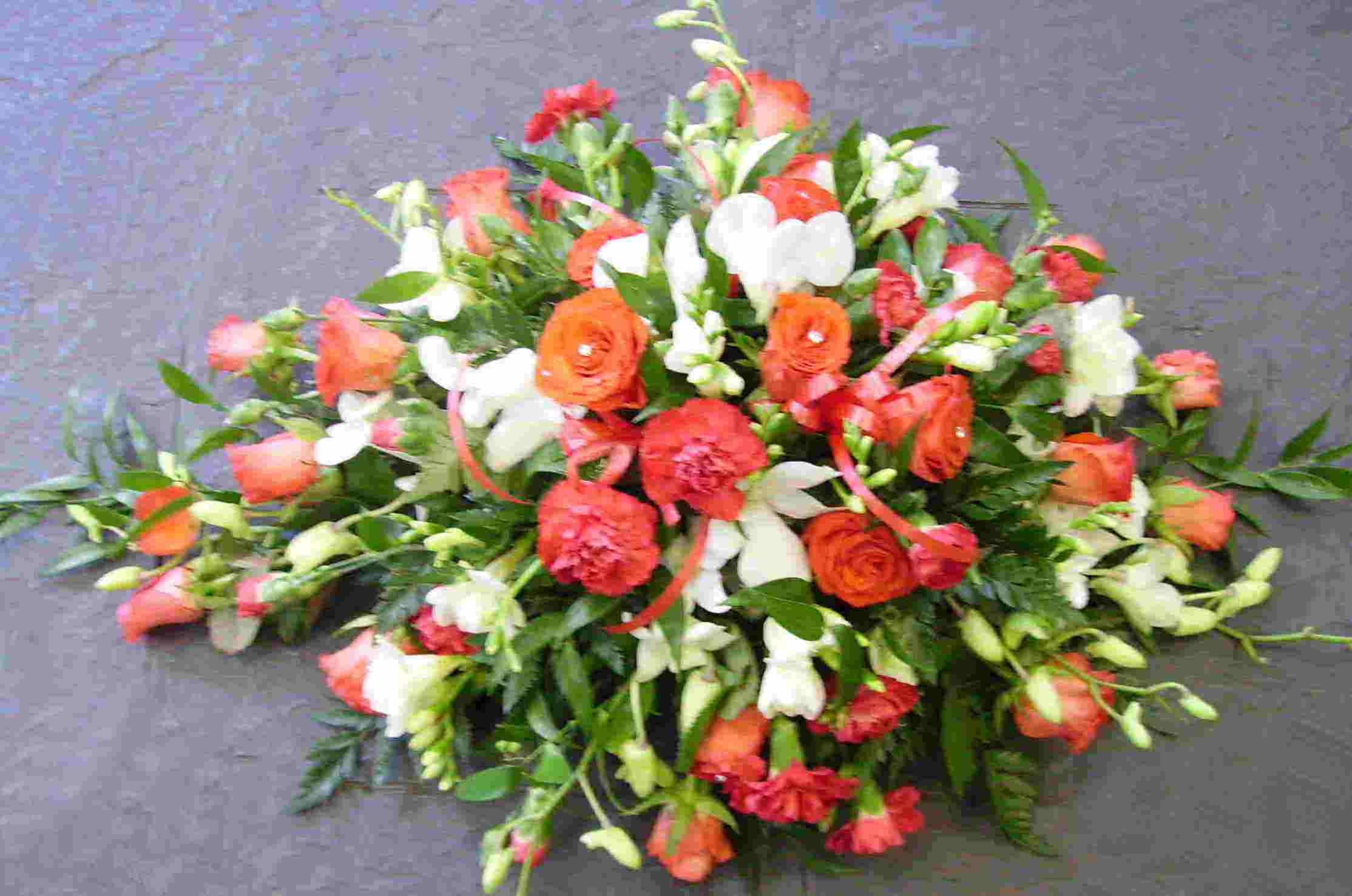 Eileen Jenkins Red & Ivory Top Table Arrangement